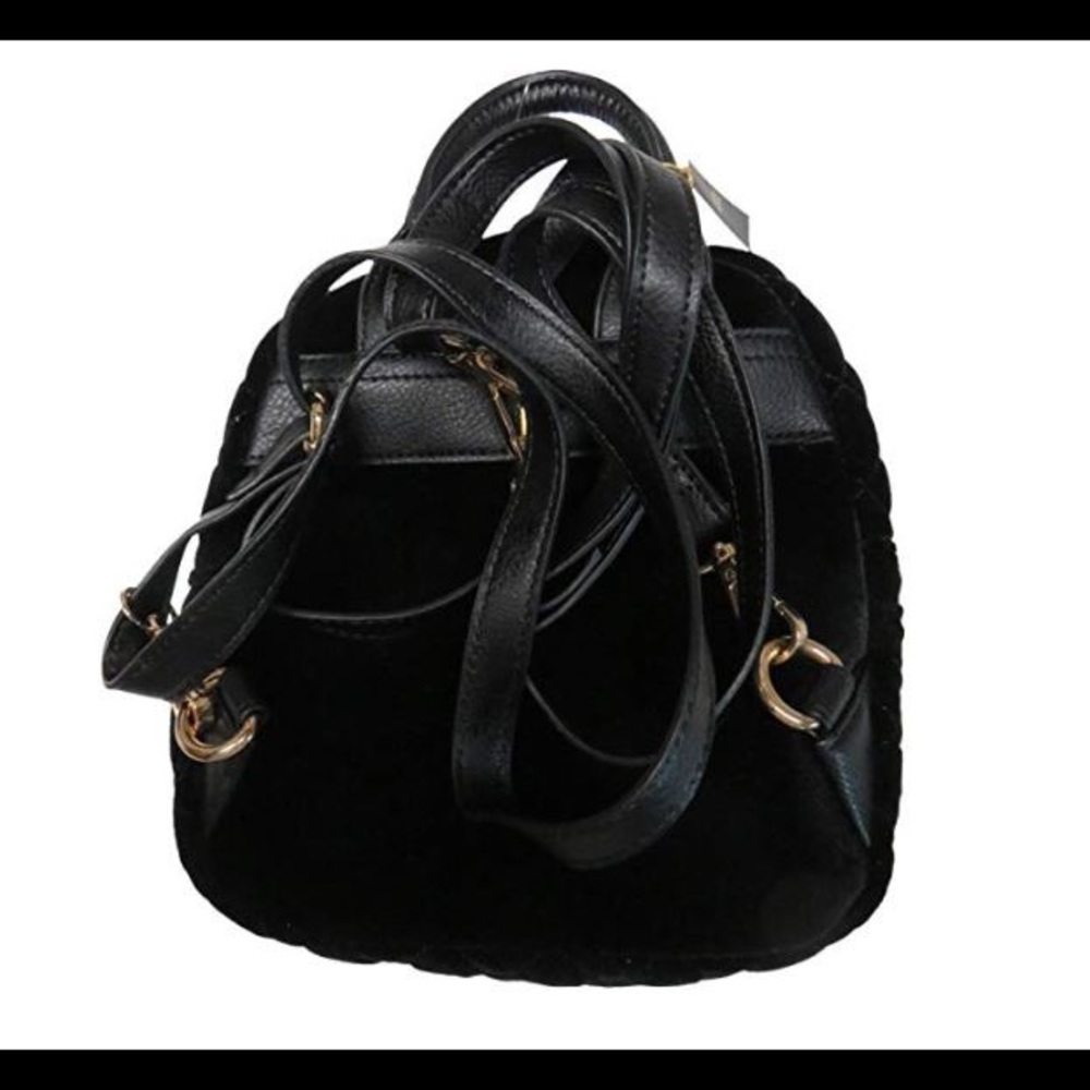 NWT Bebe Maria Velvet Quilted Backpack MSRP $108 - Picture 3 of 3